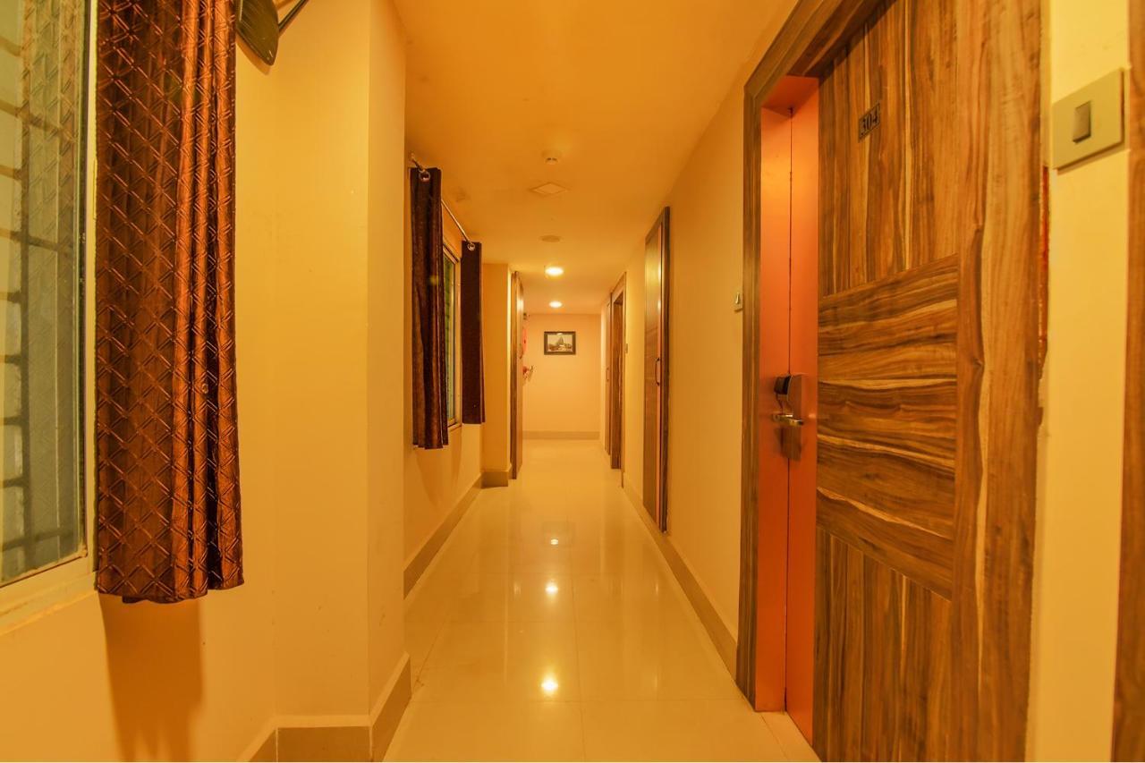 Fabhotel Middleton Desire - Nr Niladri Vihar Square Бхубанешвара Экстерьер фото